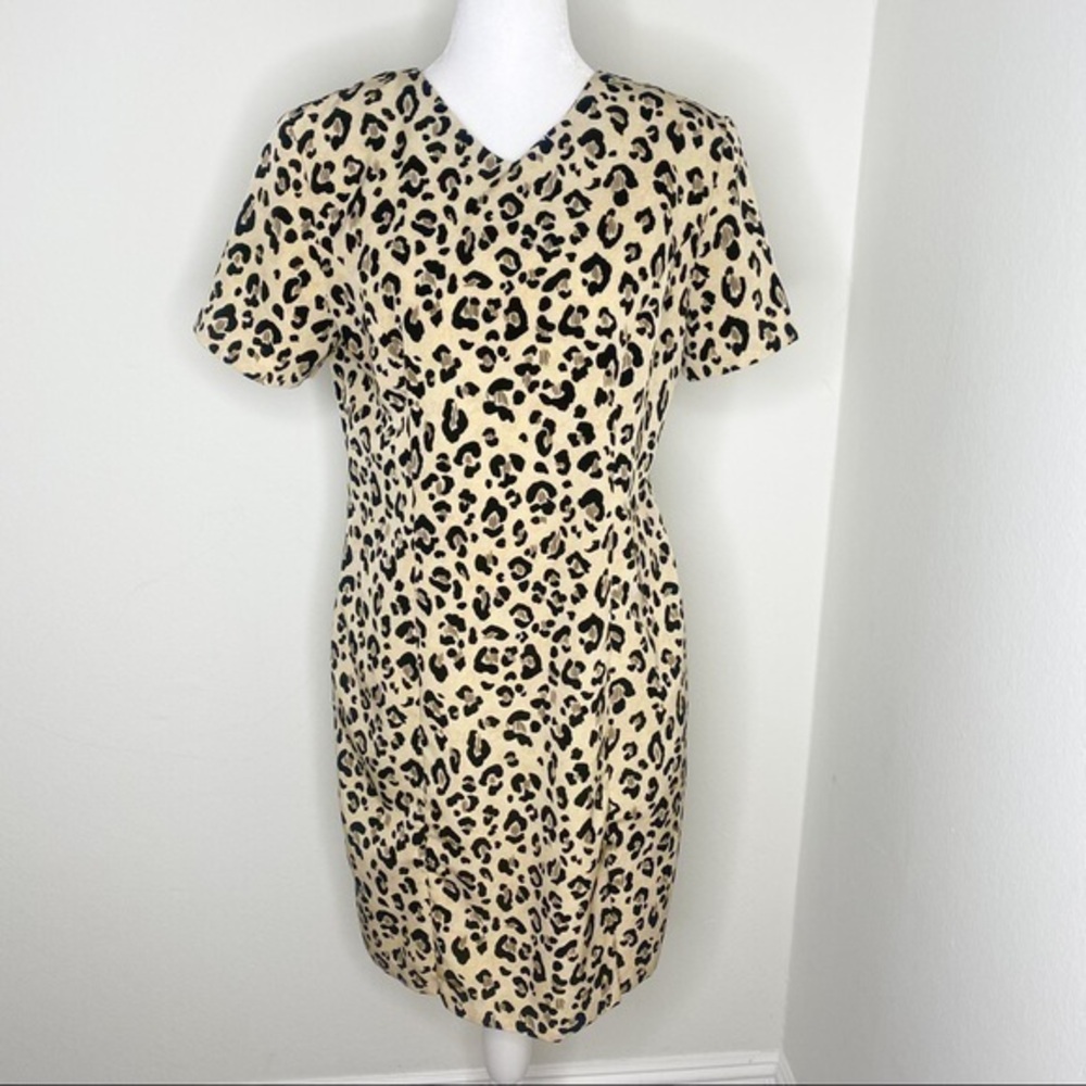 Harbor dress leopard print vneck shoulder padded shift dress